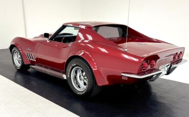 Chevrolet-Corvette-Coupe-1968-2