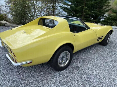 Chevrolet-Corvette-Coupe-1968-4