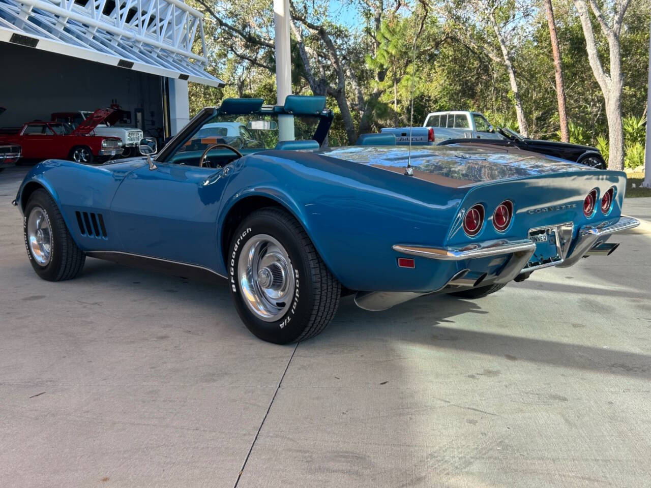 Chevrolet-Corvette-Coupe-1968-7