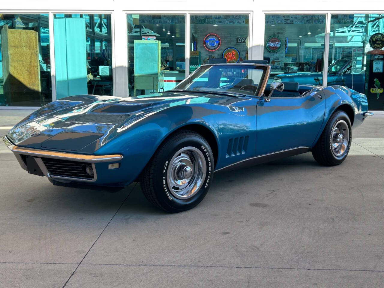 Chevrolet-Corvette-Coupe-1968-9