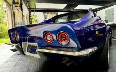 Chevrolet-Corvette-Coupe-1969-3