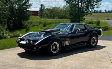 Chevrolet-Corvette-Coupe-1969-Black-Black-4828-11