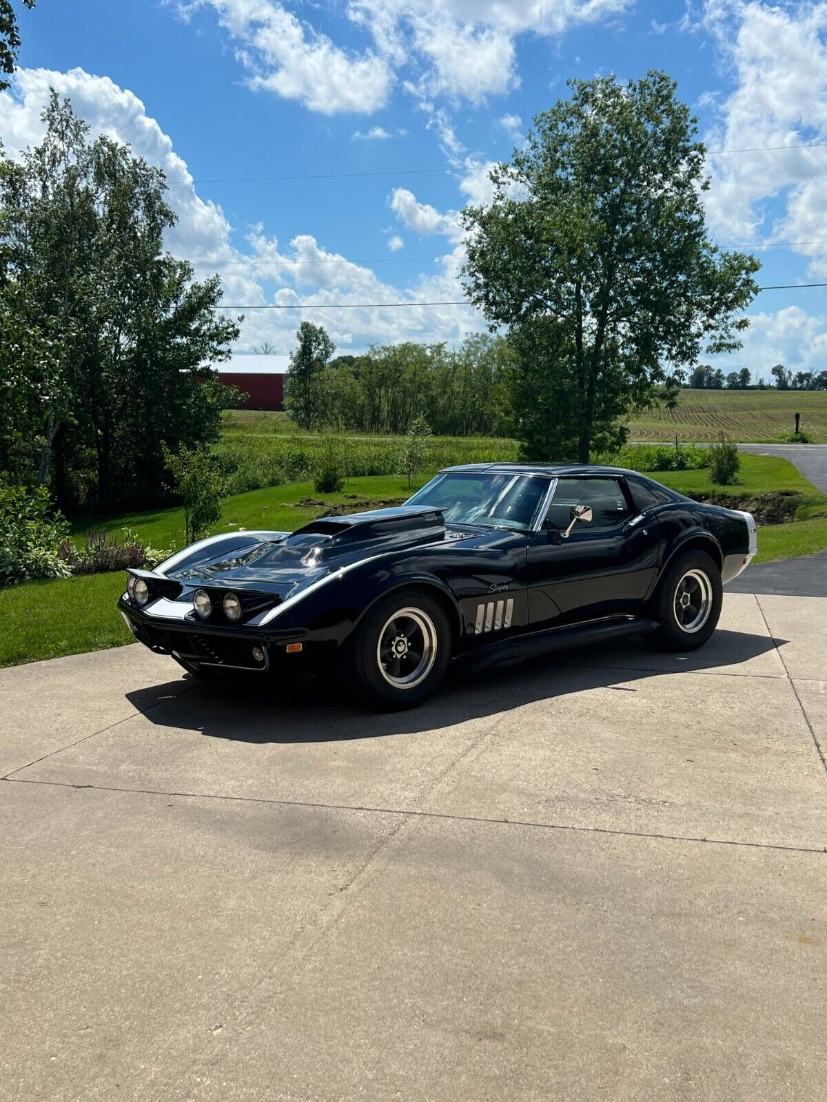 Chevrolet-Corvette-Coupe-1969-Black-Black-4828-11