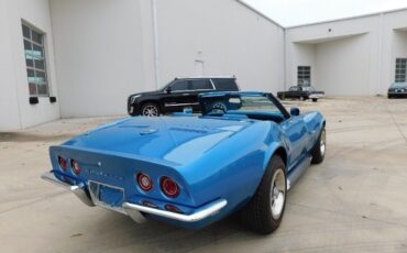 Chevrolet-Corvette-Coupe-1969-Blue-Blue-122766-10