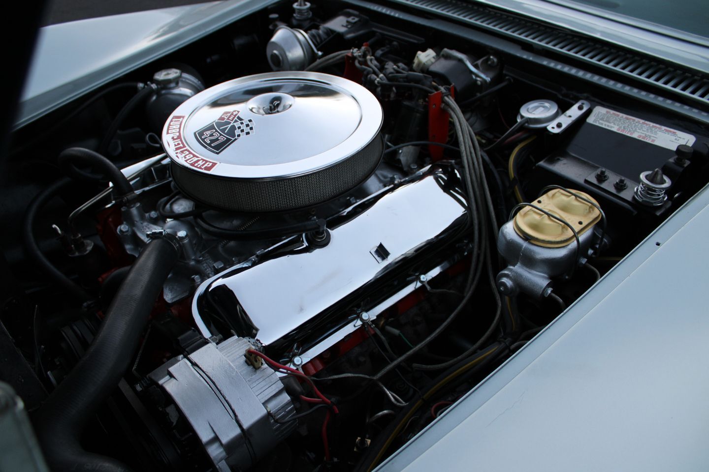 Chevrolet-Corvette-Coupe-1969-Silver-Gray-72250-17