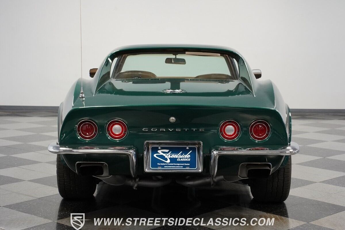 Chevrolet-Corvette-Coupe-1971-Green-Saddle-109963-10