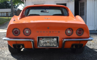 Chevrolet-Corvette-Coupe-1973-56327-5