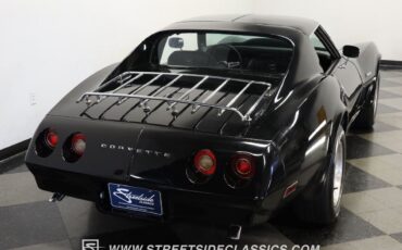 Chevrolet-Corvette-Coupe-1974-Black-Black-79244-9