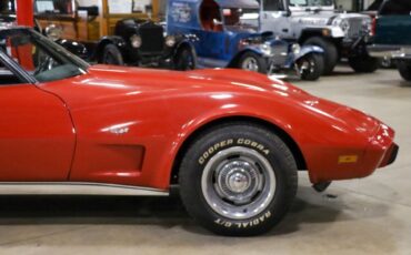 Chevrolet-Corvette-Coupe-1977-Red-Black-82513-10