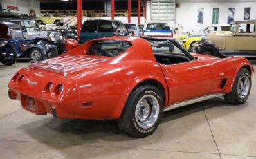 Chevrolet-Corvette-Coupe-1977-Red-Black-82513-7