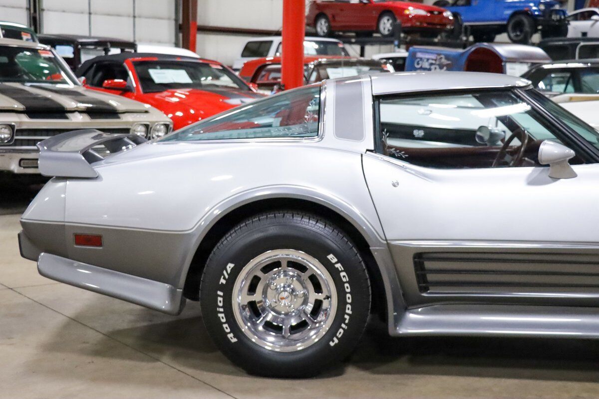 Chevrolet-Corvette-Coupe-1978-8