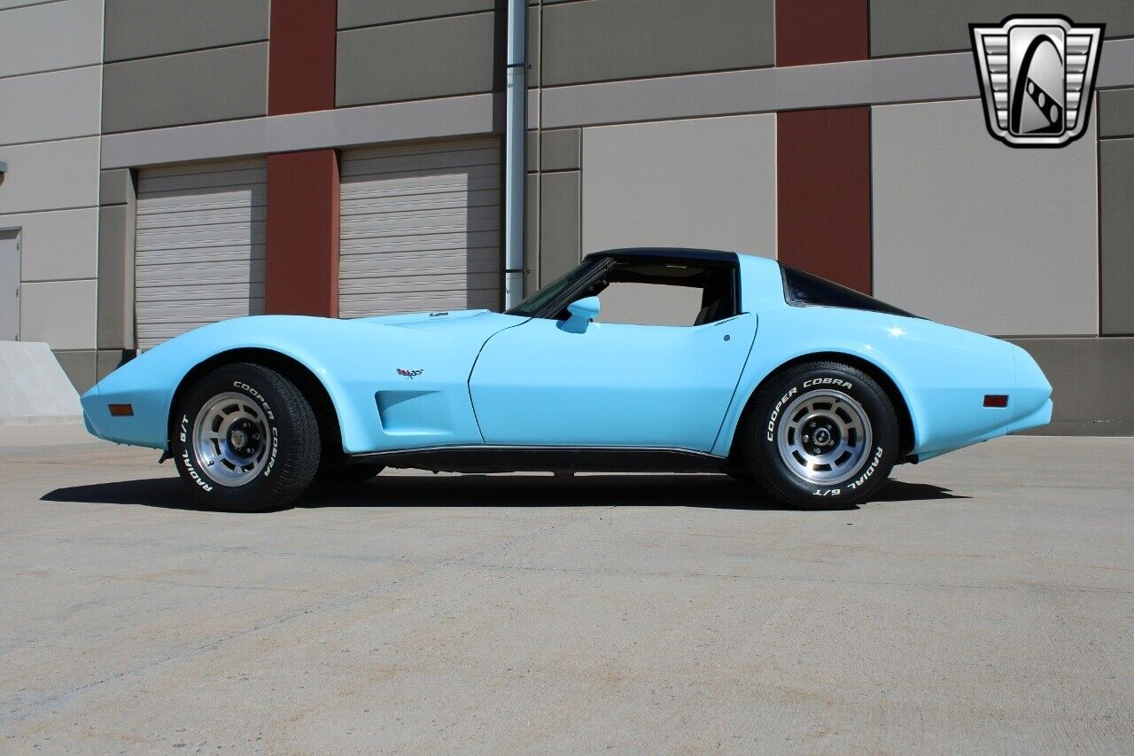 Chevrolet-Corvette-Coupe-1979-Blue-Blue-85783-3