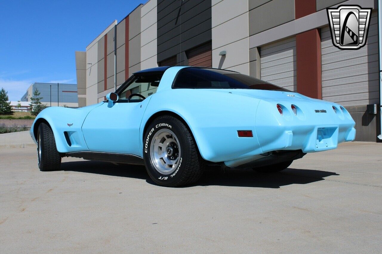 Chevrolet-Corvette-Coupe-1979-Blue-Blue-85783-4