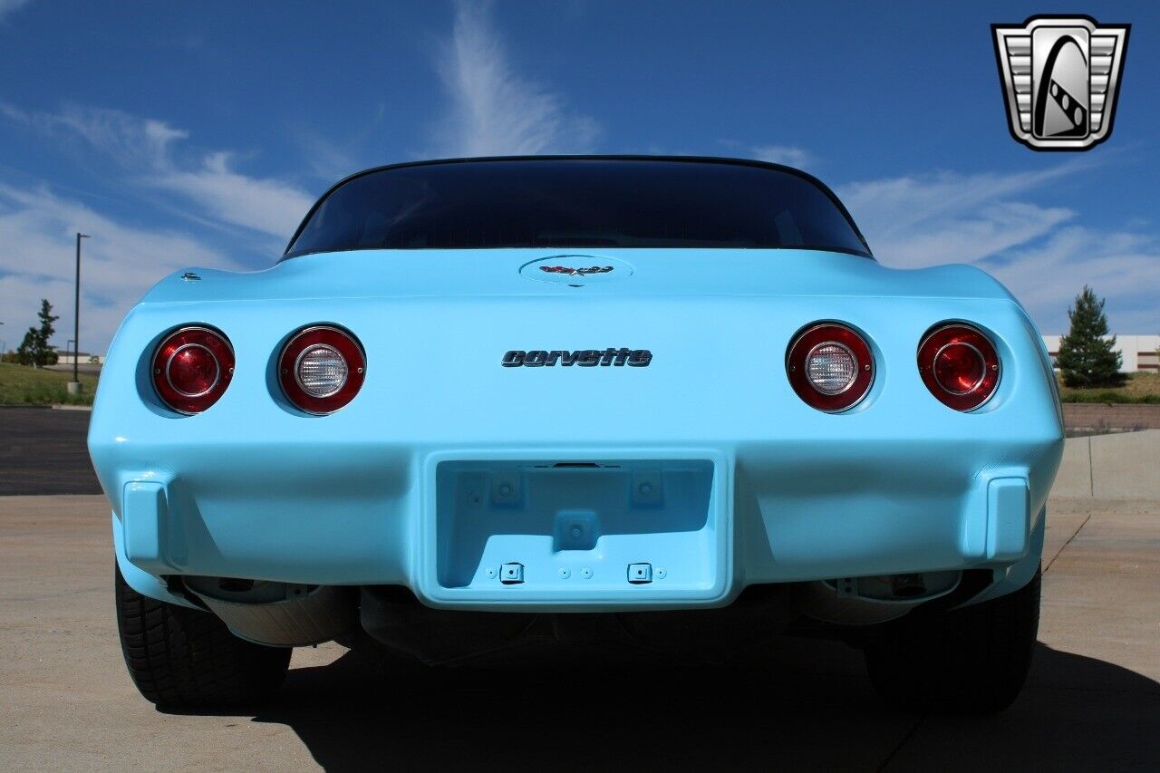 Chevrolet-Corvette-Coupe-1979-Blue-Blue-85783-5