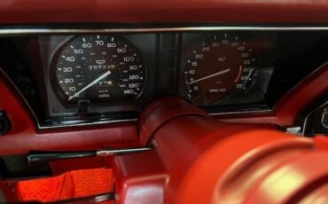 Chevrolet-Corvette-Coupe-1979-Silver-Red-45915-21