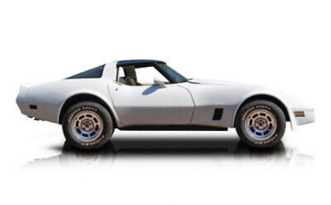 Chevrolet-Corvette-Coupe-1980-1