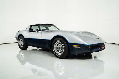 Chevrolet-Corvette-Coupe-1981-14