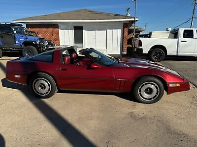 Chevrolet-Corvette-Coupe-1985-Burgundy-Burgundy-105583-4