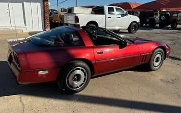 Chevrolet-Corvette-Coupe-1985-Burgundy-Burgundy-105583-5