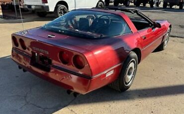 Chevrolet-Corvette-Coupe-1985-Burgundy-Burgundy-105583-6