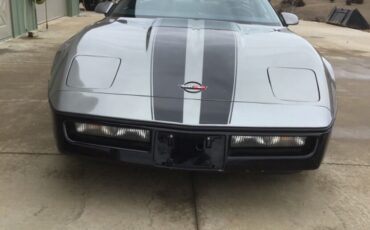 Chevrolet-Corvette-Coupe-1986-3