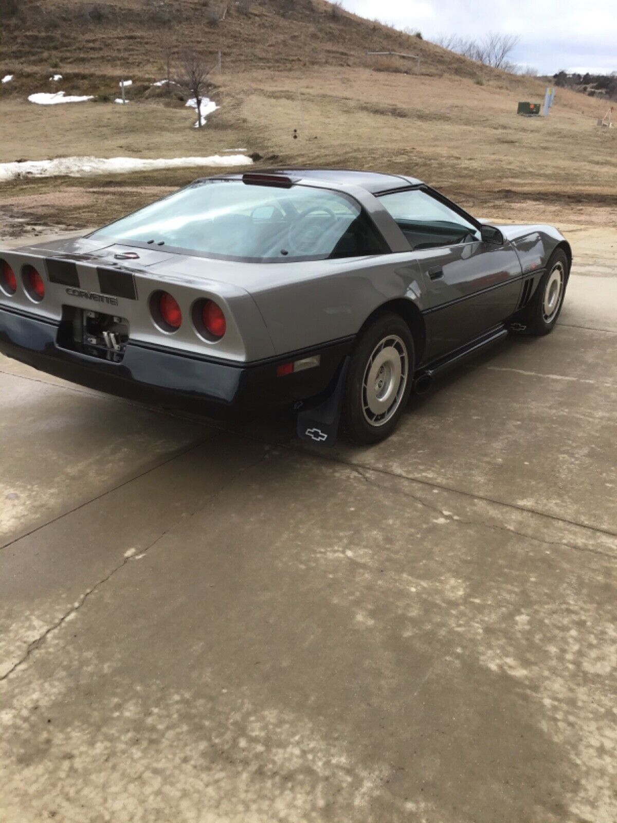 Chevrolet-Corvette-Coupe-1986-4