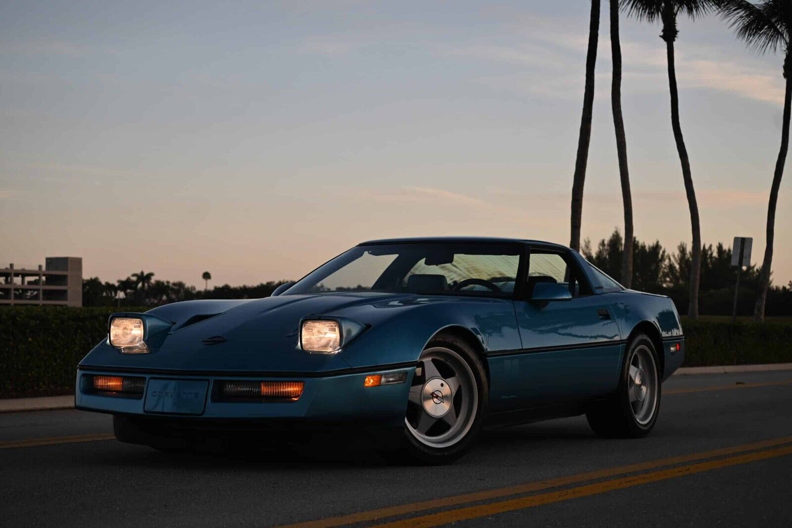 Chevrolet-Corvette-Coupe-1987-Blue-Blue-62019-12