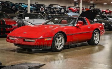 Chevrolet-Corvette-Coupe-1987-Red-Red-174804-7