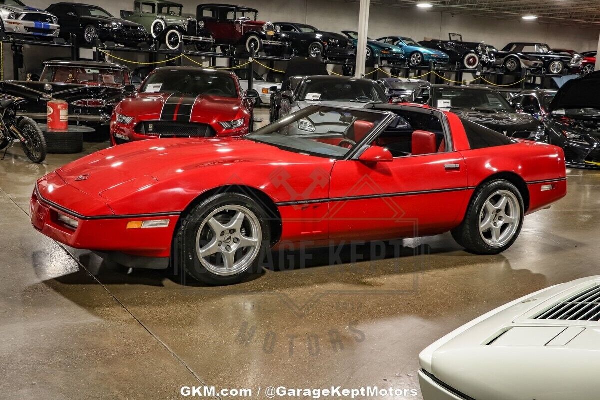 Chevrolet-Corvette-Coupe-1987-Red-Red-174804-8