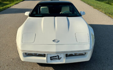 Chevrolet-Corvette-Coupe-1988-3