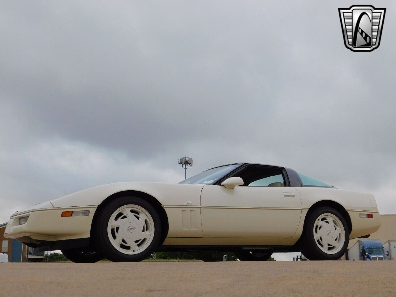 Chevrolet-Corvette-Coupe-1988-4