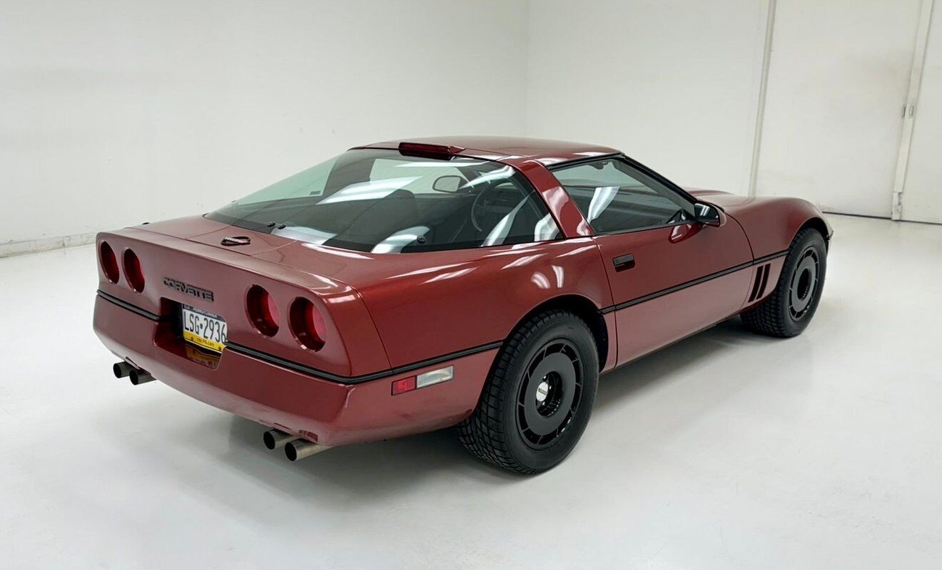 Chevrolet-Corvette-Coupe-1988-Red-Black-145536-4