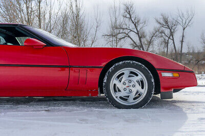 Chevrolet-Corvette-Coupe-1990-Red-Black-12633-10