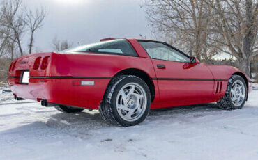 Chevrolet-Corvette-Coupe-1990-Red-Black-12633-7