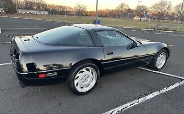 Chevrolet-Corvette-Coupe-1992-Black-Black-86905-6