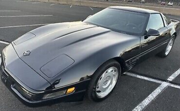 Chevrolet-Corvette-Coupe-1992-Black-Black-86905-9