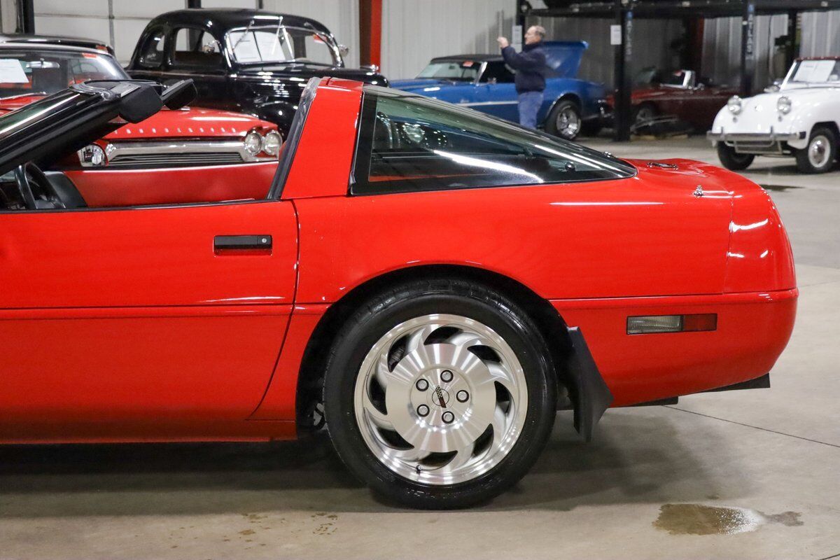 Chevrolet-Corvette-Coupe-1993-Red-Red-58410-4