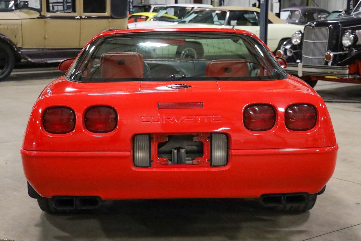 Chevrolet-Corvette-Coupe-1993-Red-Red-58410-6