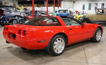 Chevrolet-Corvette-Coupe-1993-Red-Red-58410-7