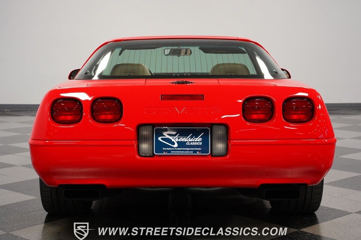 Chevrolet-Corvette-Coupe-1995-10