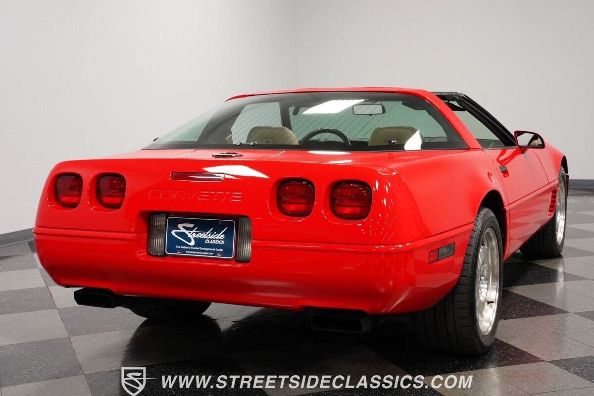 Chevrolet-Corvette-Coupe-1995-11