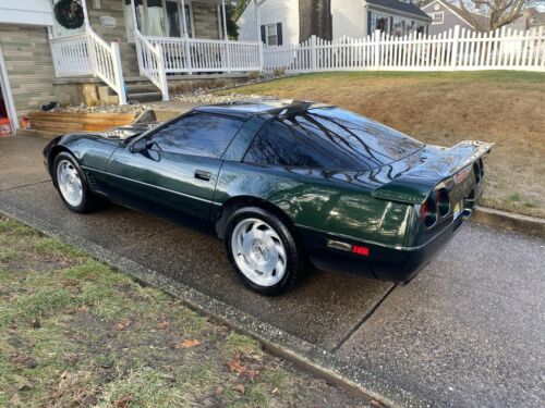 Chevrolet-Corvette-Coupe-1995-2