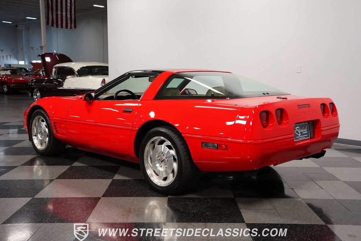 Chevrolet-Corvette-Coupe-1995-9