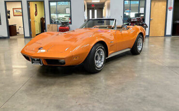 Chevrolet-Corvette-Stingray-Convertible-1974-22