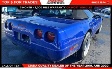 Chevrolet-Corvette-base-1994-143072-9