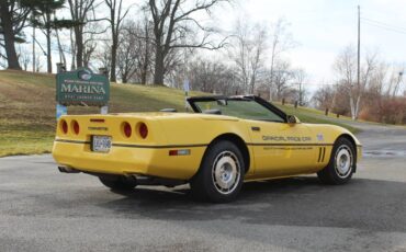 Chevrolet-Corvette-convertible-1986-3