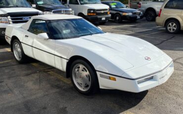 Chevrolet-Corvette-convertible-1989-1