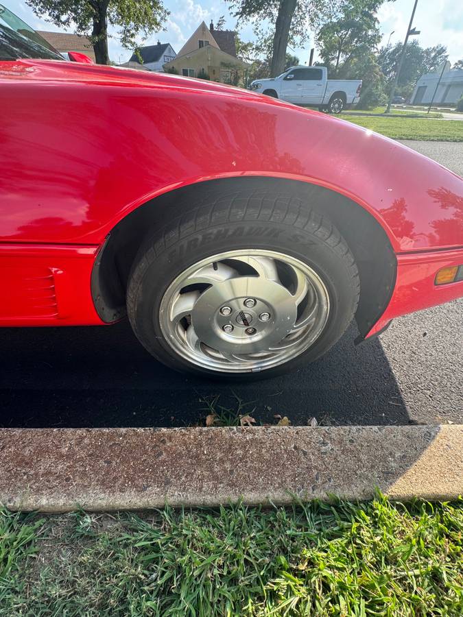 Chevrolet-Corvette-corvette-amp-convertible-1995-red-56327-8