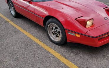 Chevrolet-Corvette-coupe-1985-11