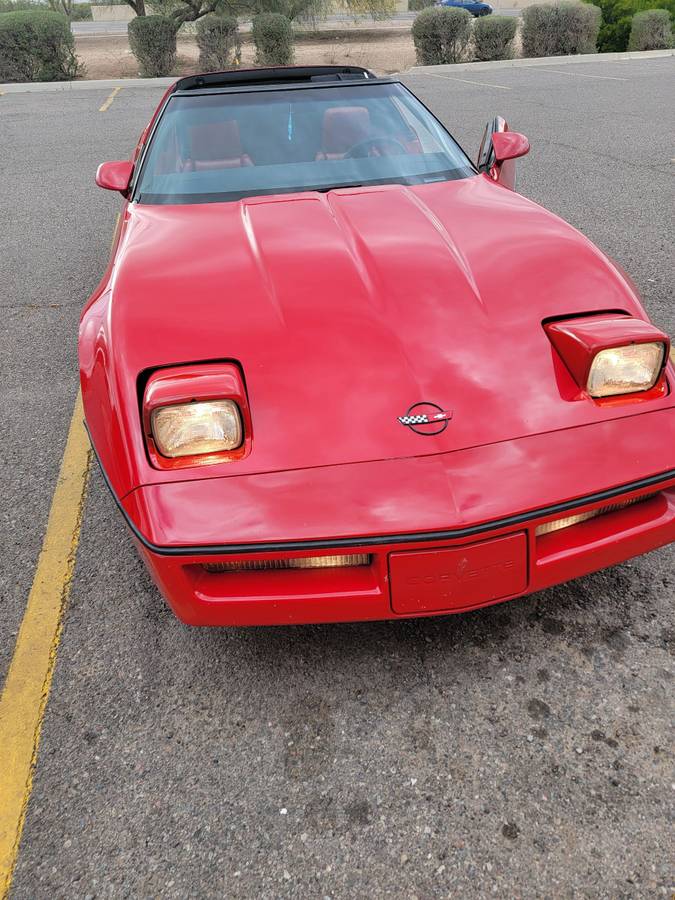 Chevrolet-Corvette-coupe-1985-12